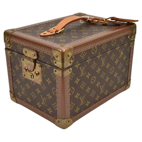 louis vuitton monogram galaxy trunk|Rolling Trunk Monogram .